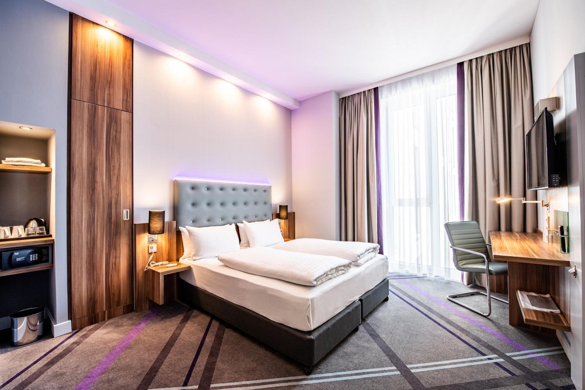 Premier Inn Heidelberg City Centre Exterior photo